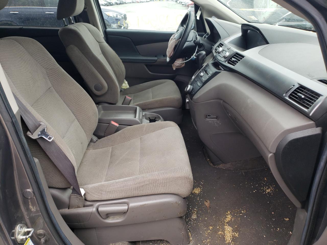 Photo 5 from auction – 2012 HONDA ODYSSEY EX with VIN 5FNRL5H4XCB068542