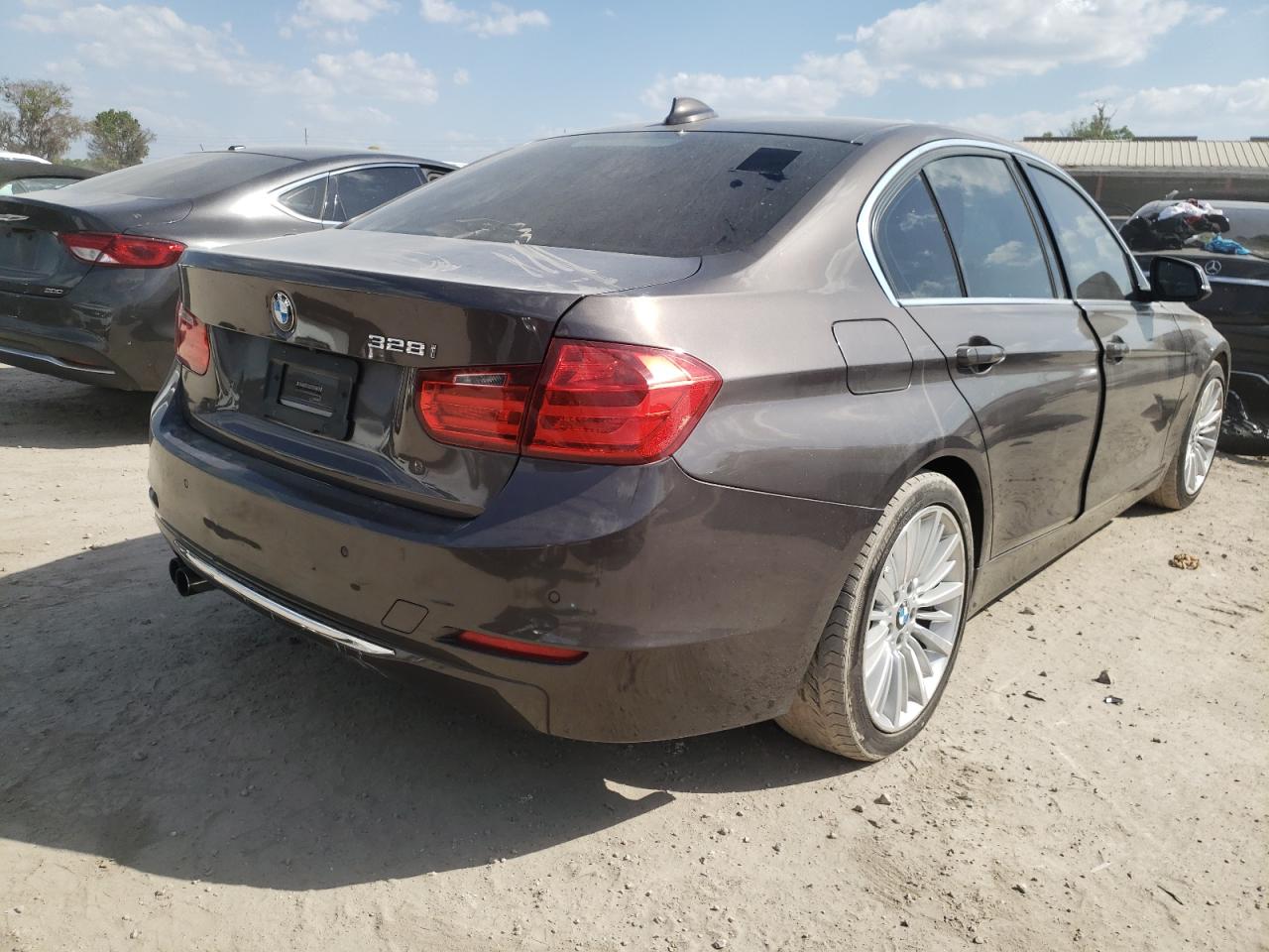 Photo 4 from auction – 2013 BMW 328 I SULE with VIN WBA3C1G59DNR48995