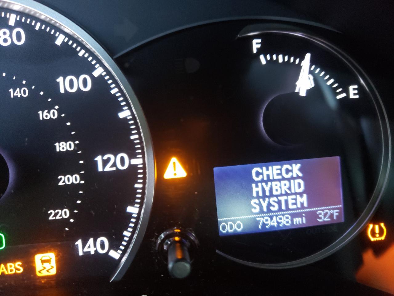 Photo 8 from auction – 2015 LEXUS CT 200 with VIN JTHKD5BHXF2245333