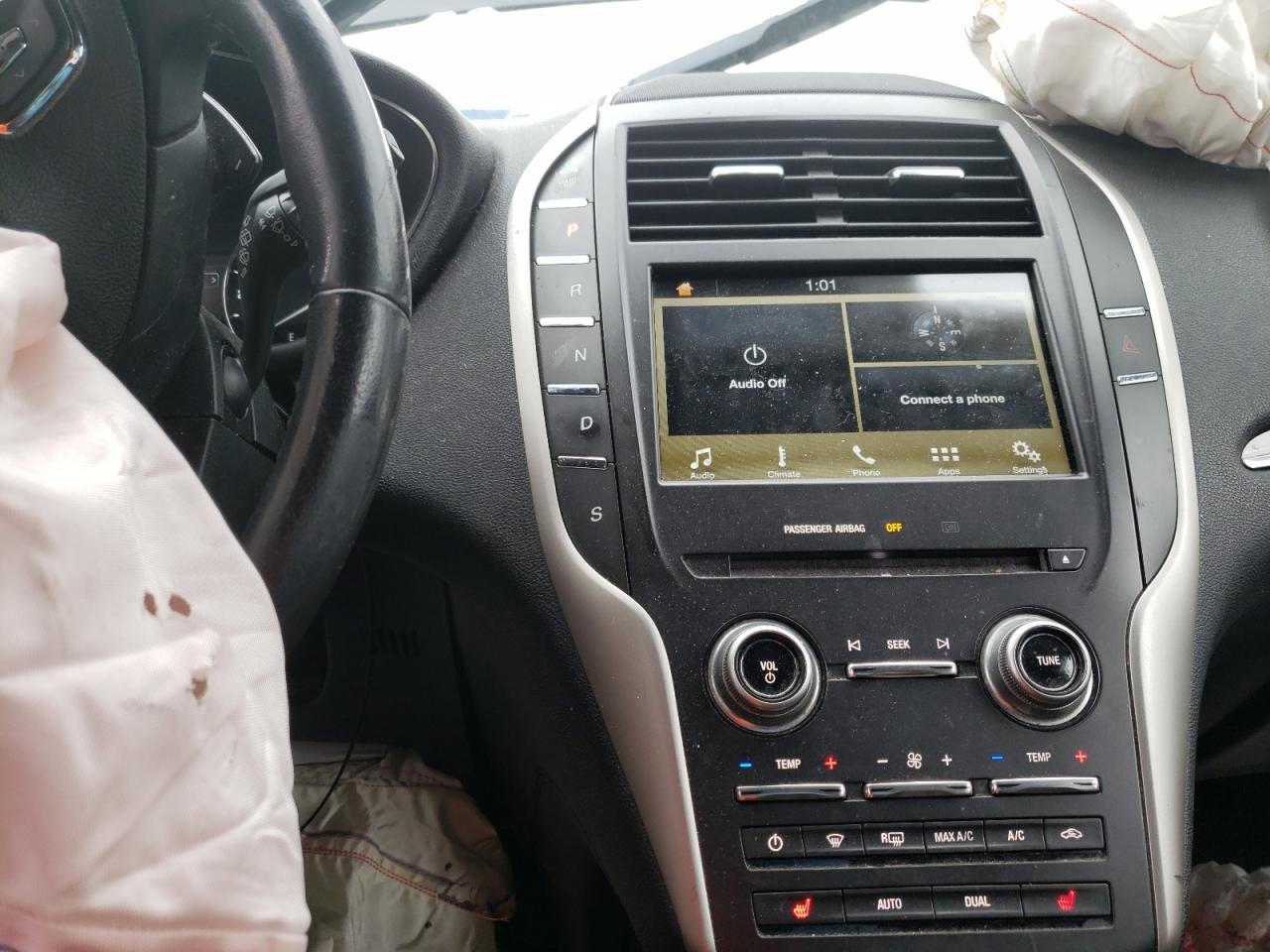 Photo 9 from auction – 2016 LINCOLN MKC PREMIE with VIN 5LMCJ1C90GUJ21634