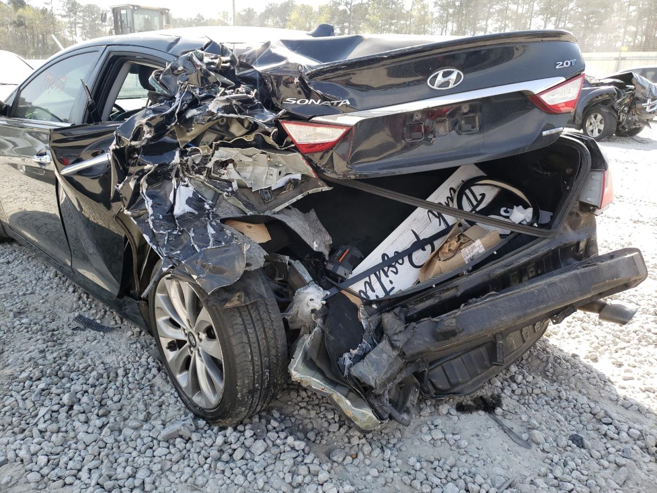 Photo 9 from auction – 2013 HYUNDAI SONATA SE with VIN 5NPEC4AB0DH583246