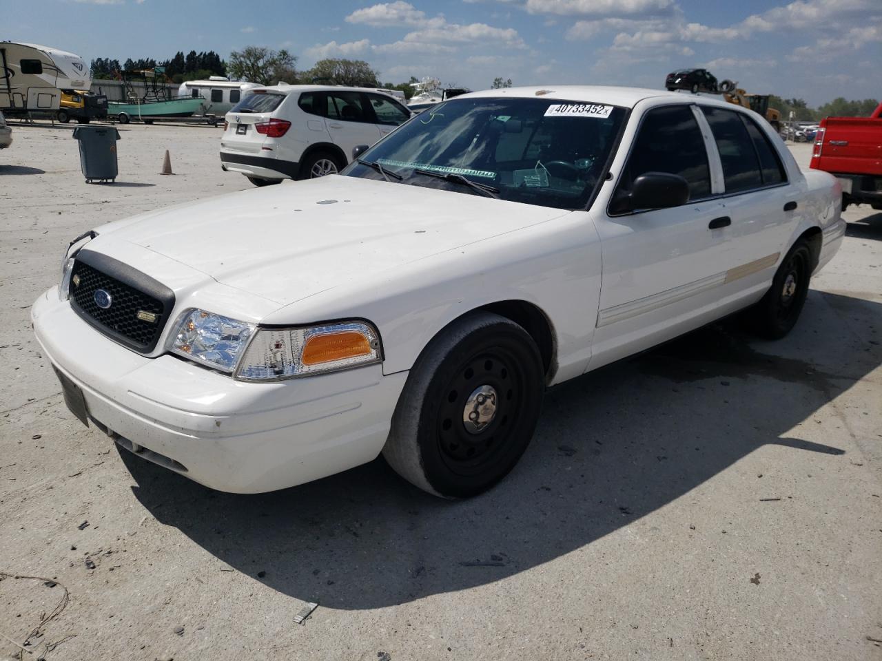 Photo 2 from auction – 2009 FORD CROWN VICT with VIN 2FAHP71V39X133745