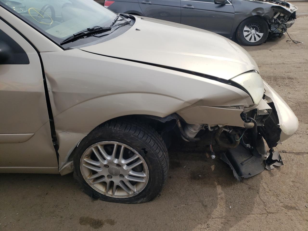 Photo 9 from auction – 2007 FORD FOCUS ZX4 with VIN 1FAHP34N67W233450