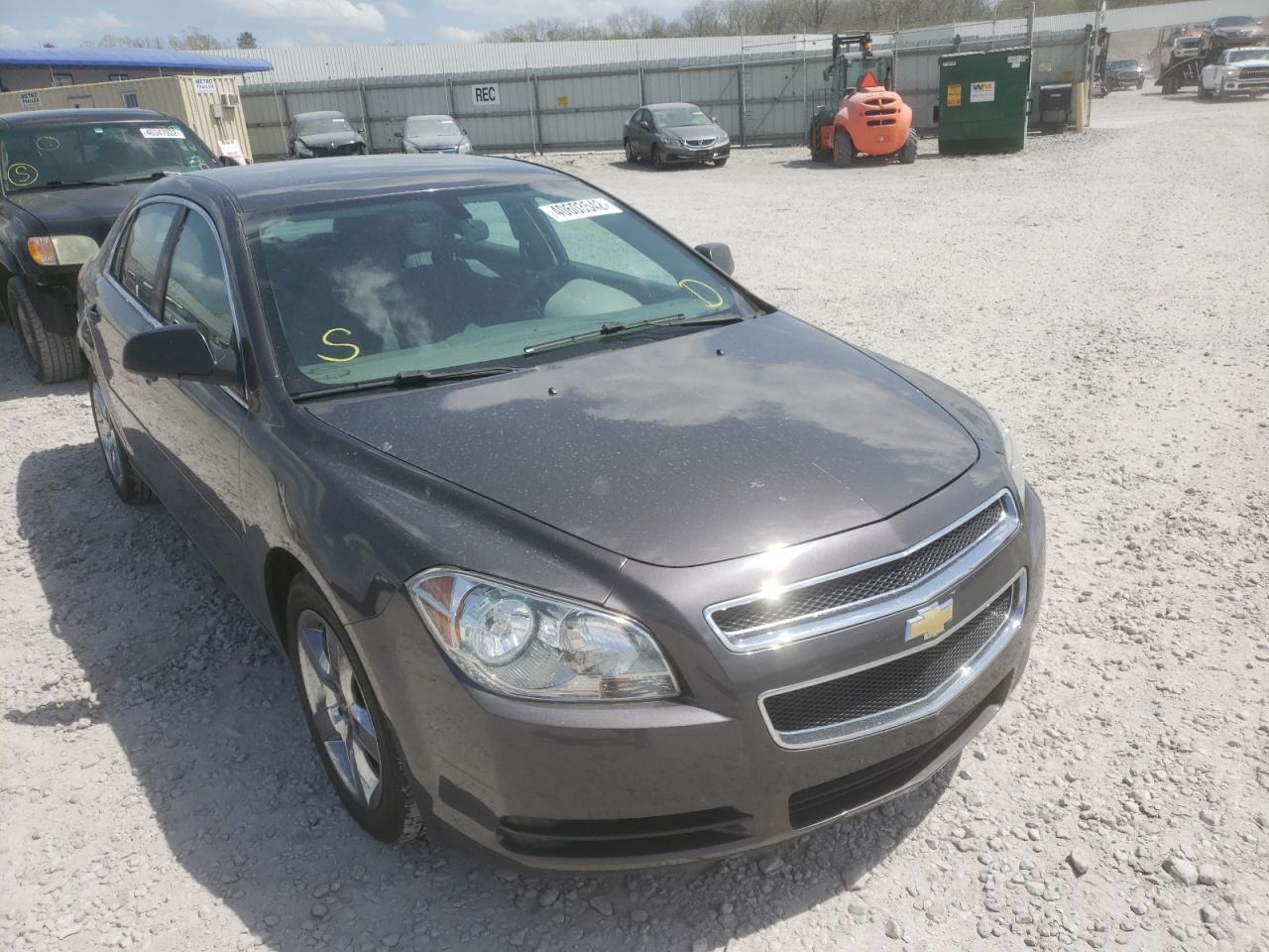 Zdjęcie 1 z aukcji – 2012 CHEVROLET MALIBU LS z VIN 1G1ZA5E06CF388372