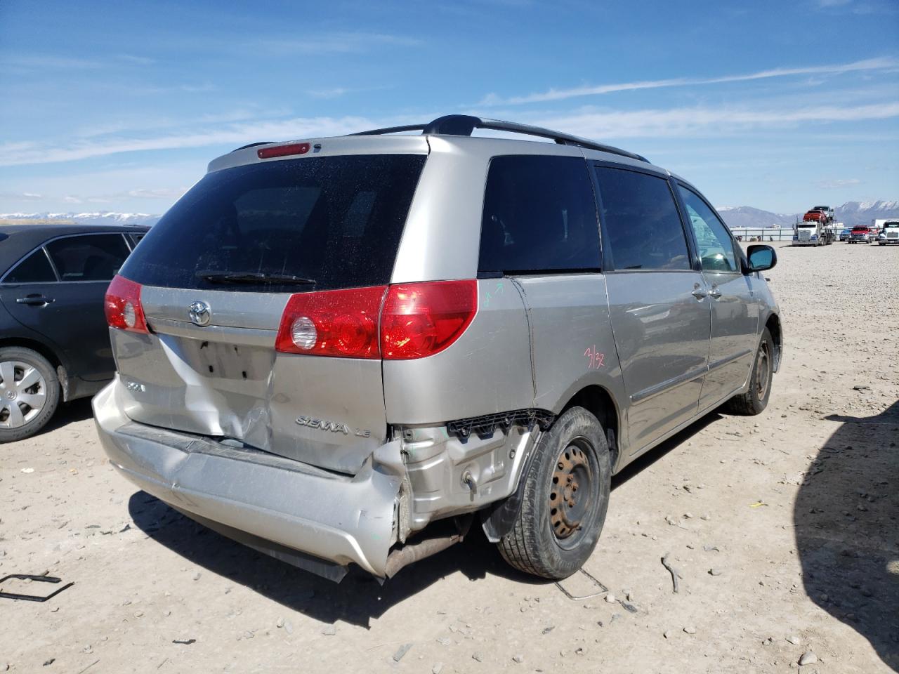 Photo 4 from auction – 2008 TOYOTA SIENNA CE with VIN 5TDZK23C38S194079