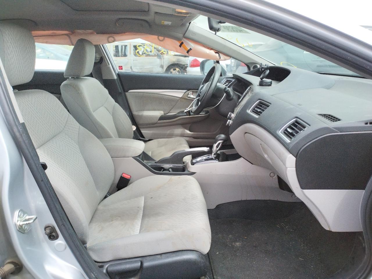 Photo 5 from auction – 2015 HONDA CIVIC EX with VIN 2HGFB2F86FH520190