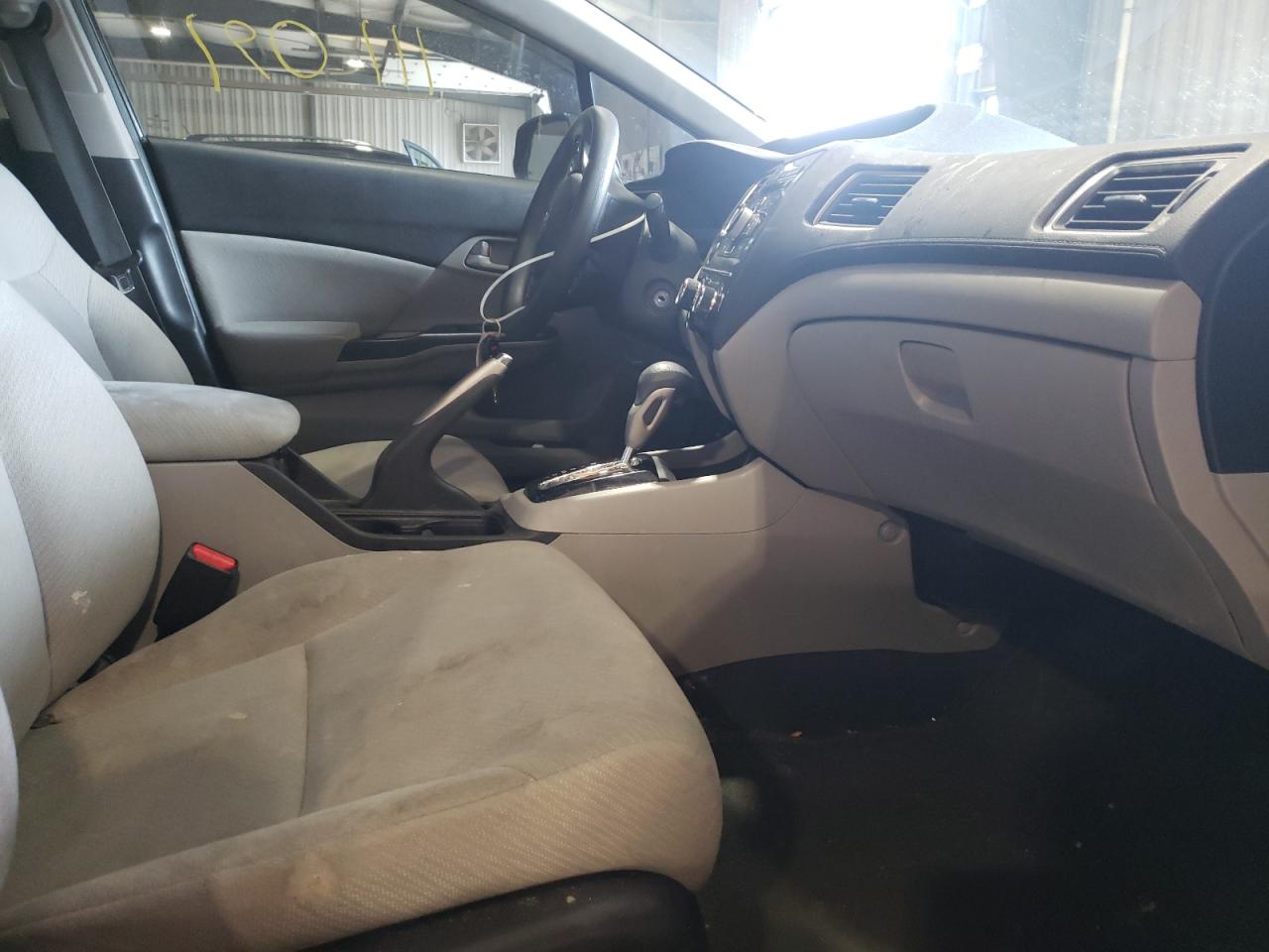 Photo 5 from auction – 2013 HONDA CIVIC LX with VIN 19XFB2F56DE204947