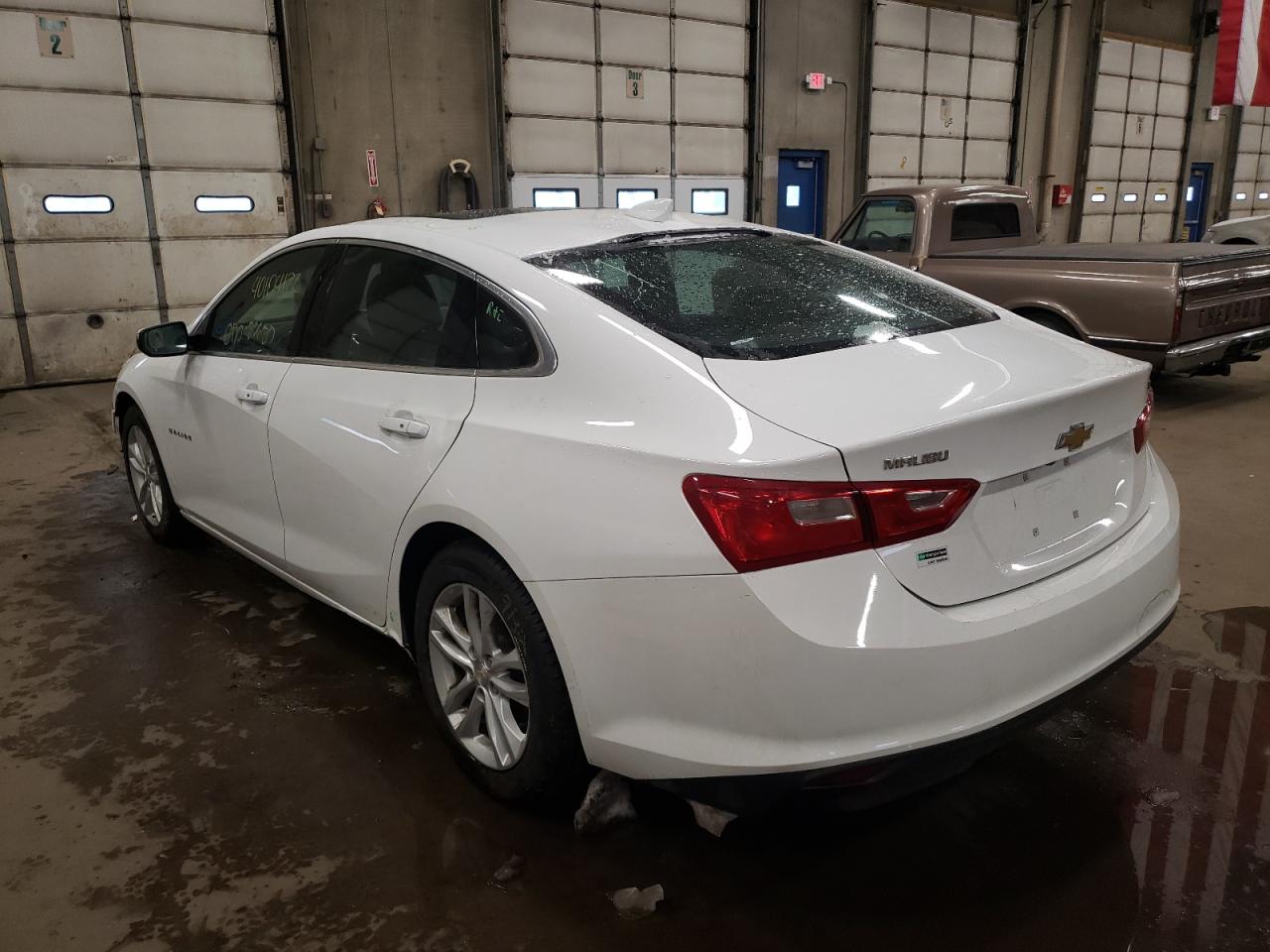 Photo 3 from auction – 2018 CHEVROLET MALIBU LT with VIN 1G1ZD5ST7JF170072