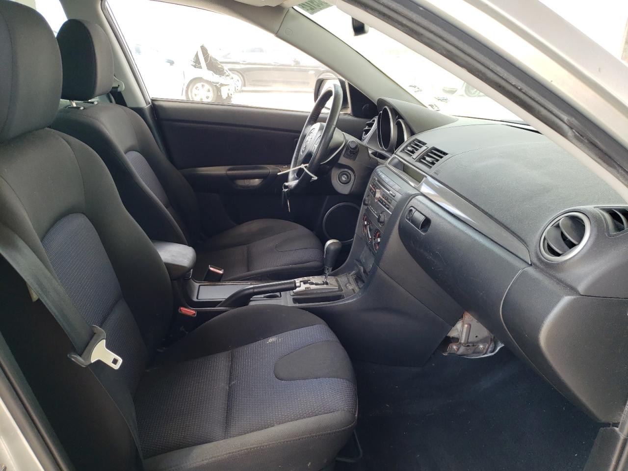 Photo 5 from auction – 2007 MAZDA 3 S with VIN JM1BK323571733659