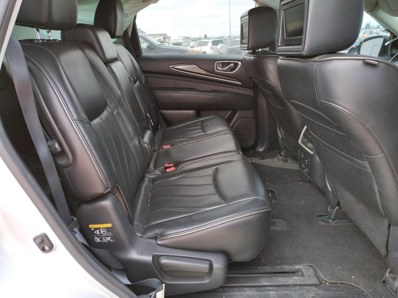 Photo 6 from auction – 2013 INFINITI JX35 with VIN 5N1AL0MM6DC325633