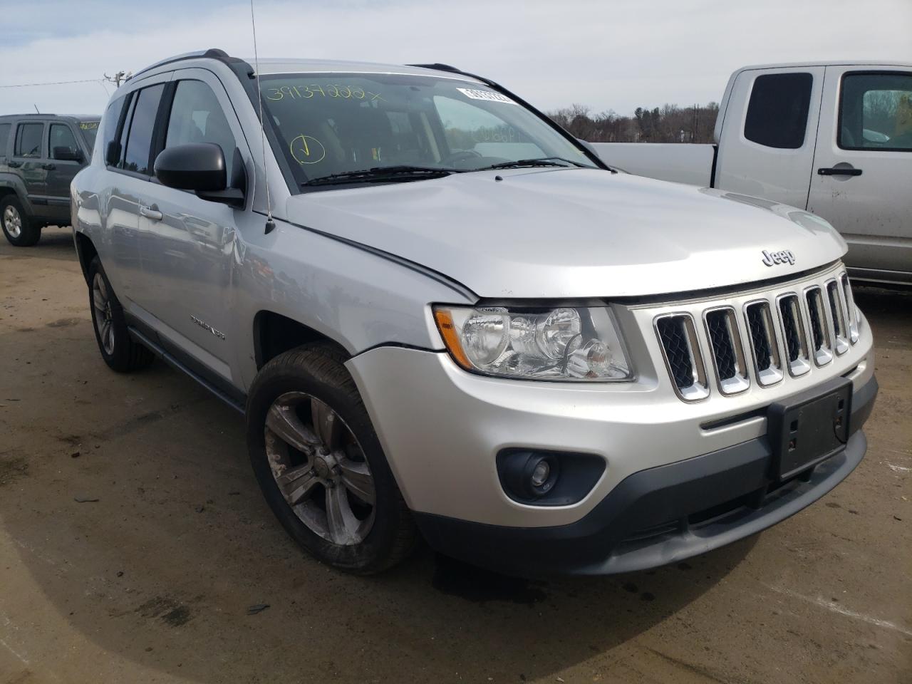 JEEP COMPASS SP 2011 with VIN 1J4NF1FB3BD135711 - Photo from auction