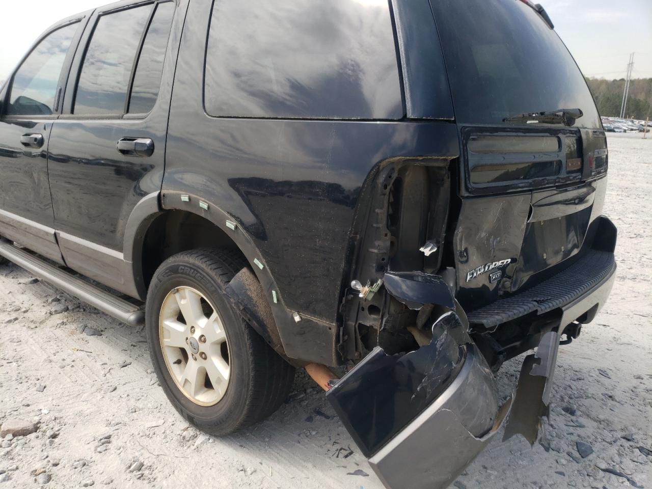 Photo 9 from auction – 2003 FORD EXPLORER X with VIN 1FMZU63K33UB70065