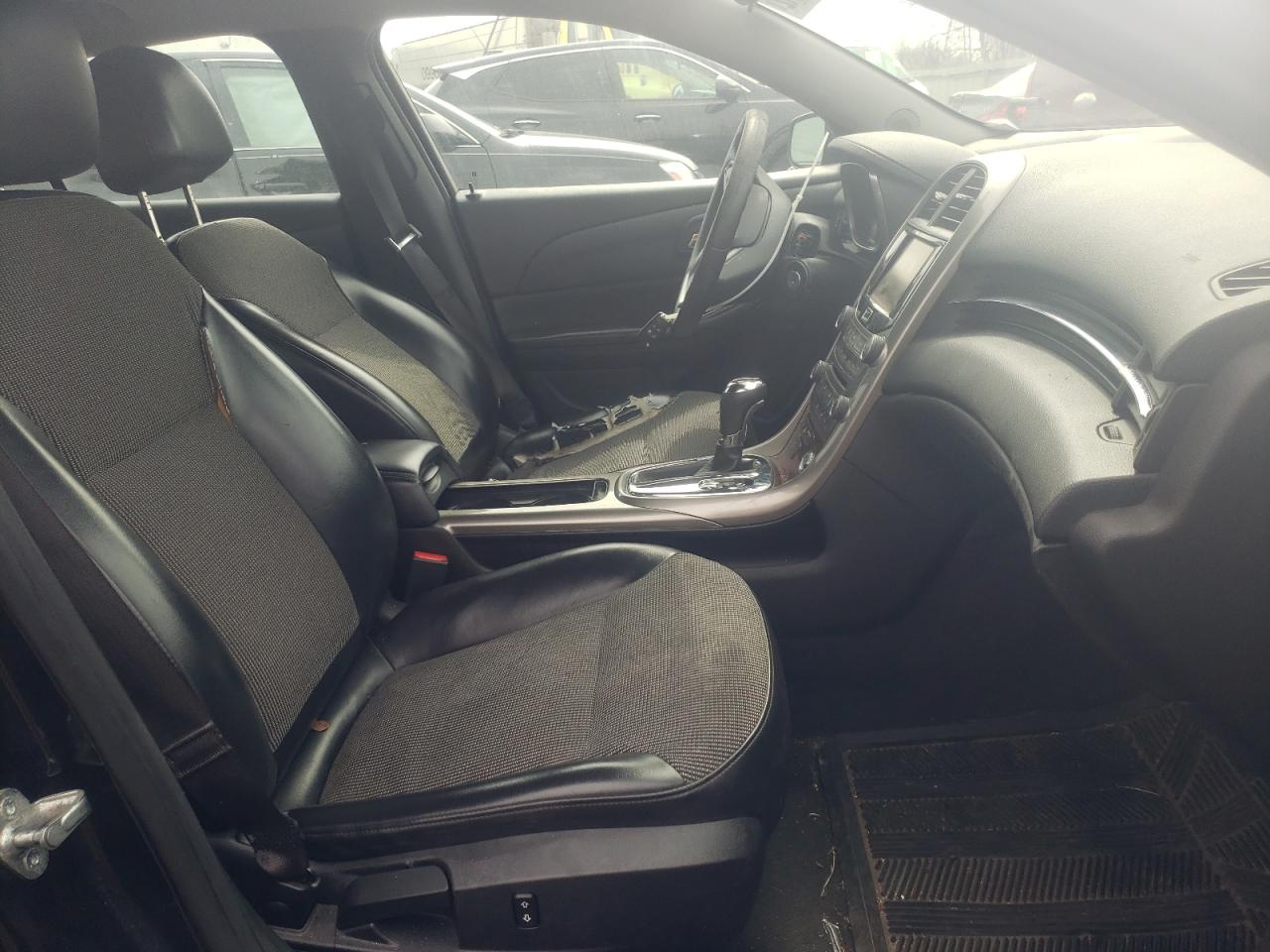 Photo 5 from auction – 2013 CHEVROLET MALIBU 1LT with VIN 1G11C5SA6DF139088