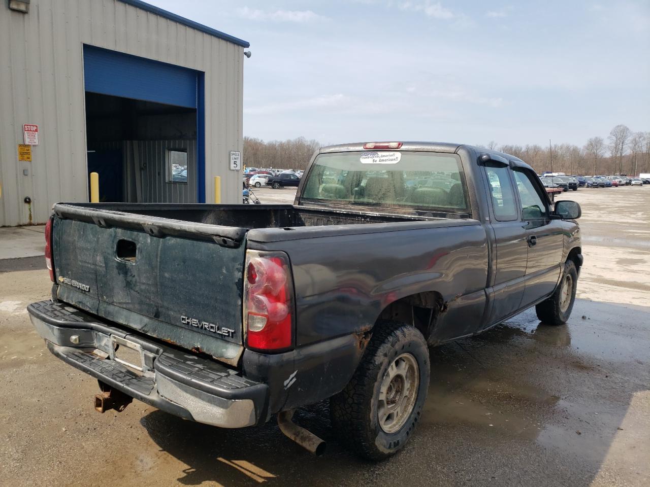 Photo 4 from auction – 2004 CHEVROLET SILVERADO with VIN 2GCEK19T941410633