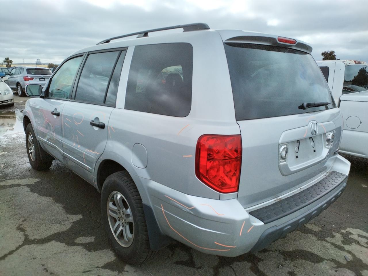 Photo 3 from auction – 2004 HONDA PILOT EXL with VIN 2HKYF18534H574320