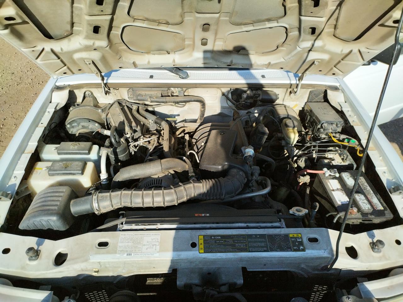 Zdjęcie 7 z aukcji – 2004 FORD RANGER z VIN 1FTYR10U04PB61253
