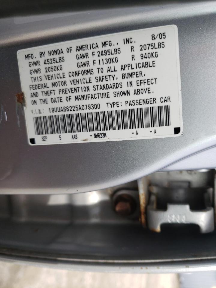 Photo 10 from auction – 2005 ACURA TL with VIN 19UUA66225A079300