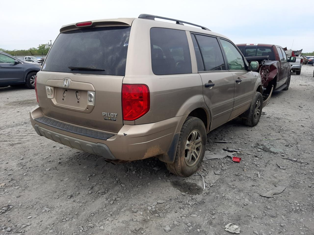 Photo 4 from auction – 2004 HONDA PILOT EXL with VIN 2HKYF18514H614622
