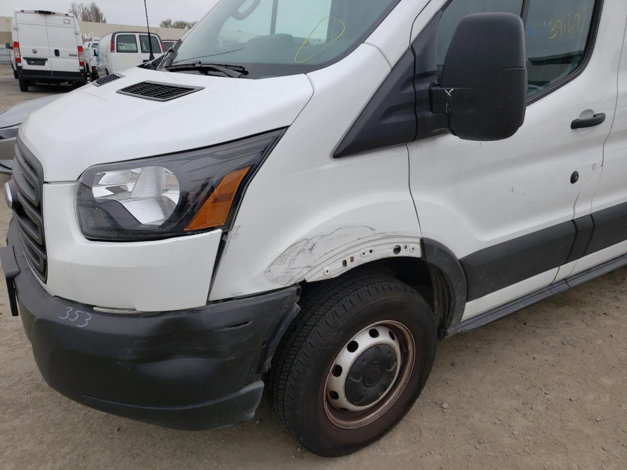 Photo 9 from auction – 2019 FORD TRANSIT T- with VIN 1FTYR2CM0KKB83684