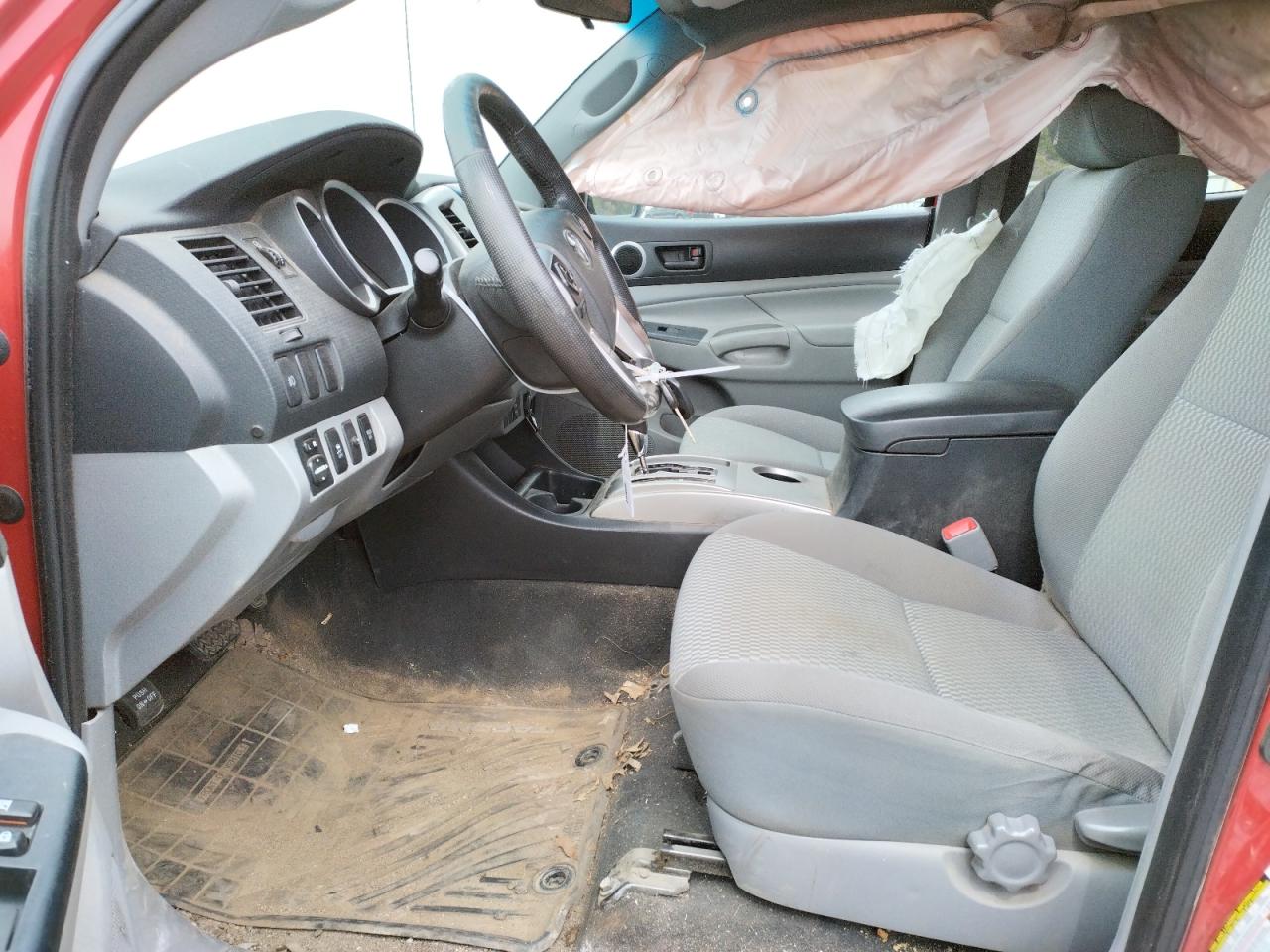 Photo 5 from auction – 2015 TOYOTA TACOMA DOU with VIN 3TMLU4EN1FM171682