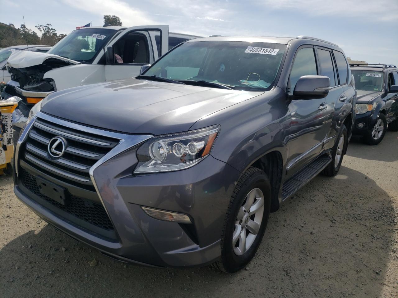 Photo 2 from auction – 2015 LEXUS GX 460 with VIN JTJBM7FX8F5115075