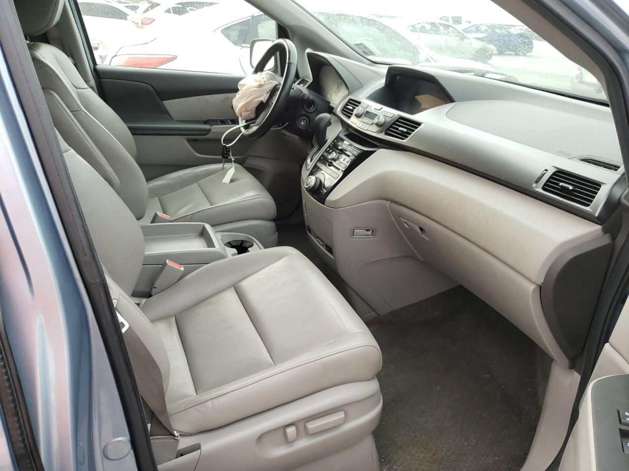 Photo 5 from auction – 2013 HONDA ODYSSEY EX with VIN 5FNRL5H67DB069375