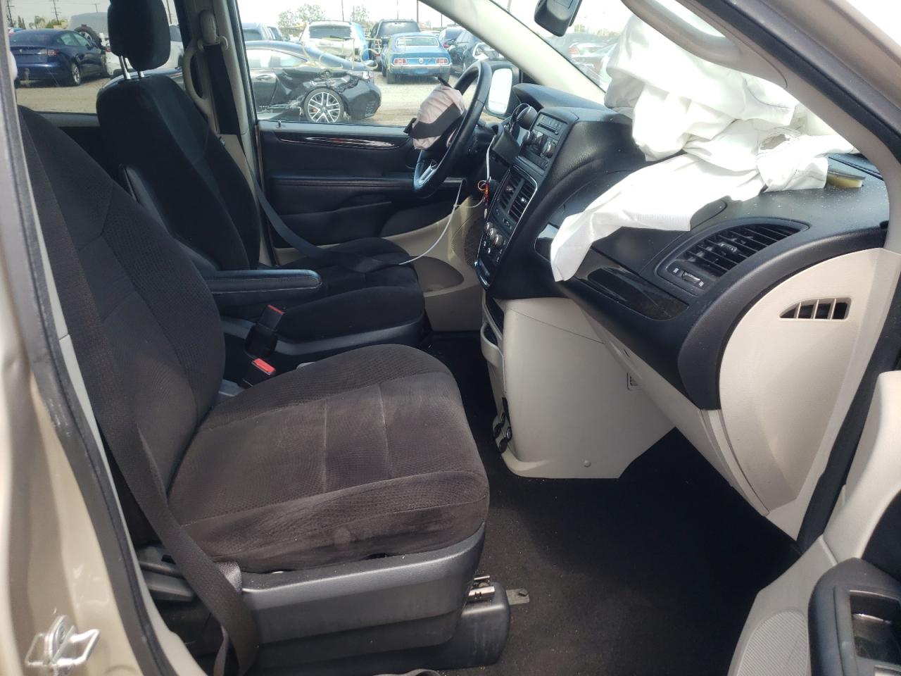 Photo 5 from auction – 2012 DODGE GRAND CARA with VIN 2C4RDGBG9CR360053