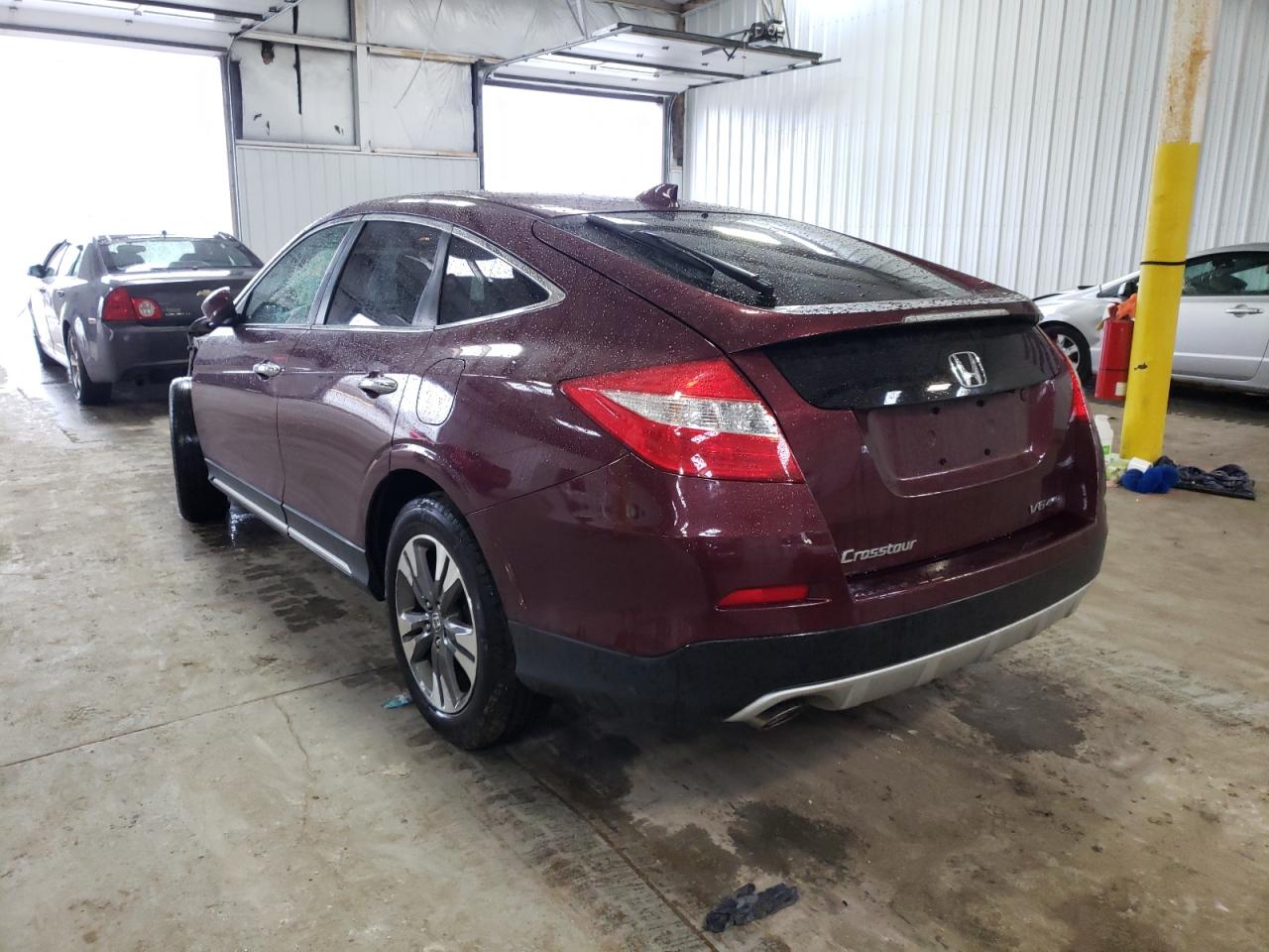 Photo 3 from auction – 2014 HONDA CROSSTOUR with VIN 5J6TF2H53EL004454