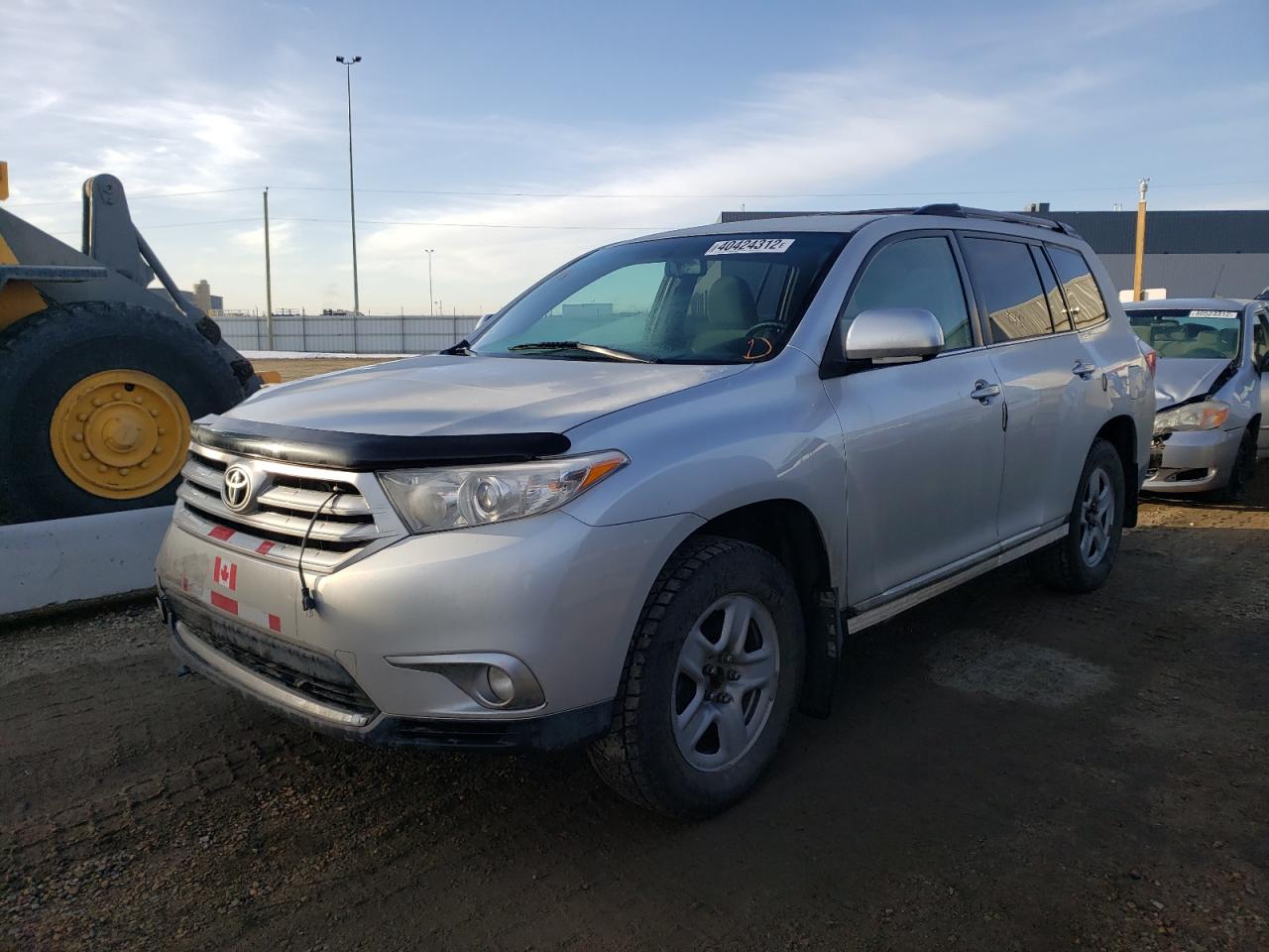 Photo 2 from auction – 2012 TOYOTA HIGHLANDER with VIN 5TDBK3EH2CS114134