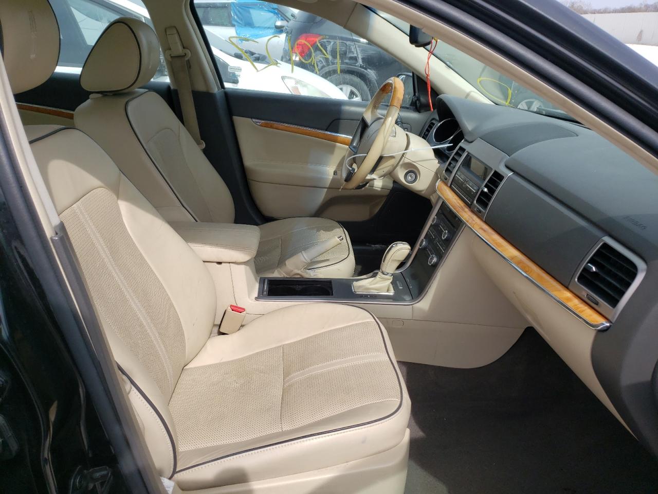 Photo 5 from auction – 2011 LINCOLN MKZ with VIN 3LNHL2GC1BR750639