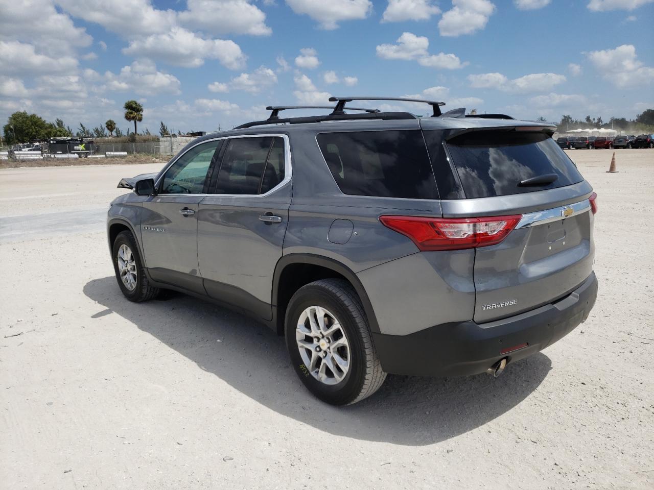 Photo 3 from auction – 2019 CHEVROLET TRAVERSE with VIN 1GNERHKW8KJ256290
