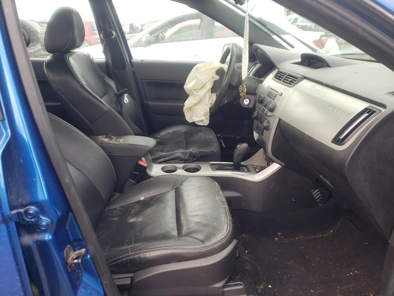 Photo 5 from auction – 2011 FORD FOCUS SEL with VIN 1FAHP3HN3BW201865