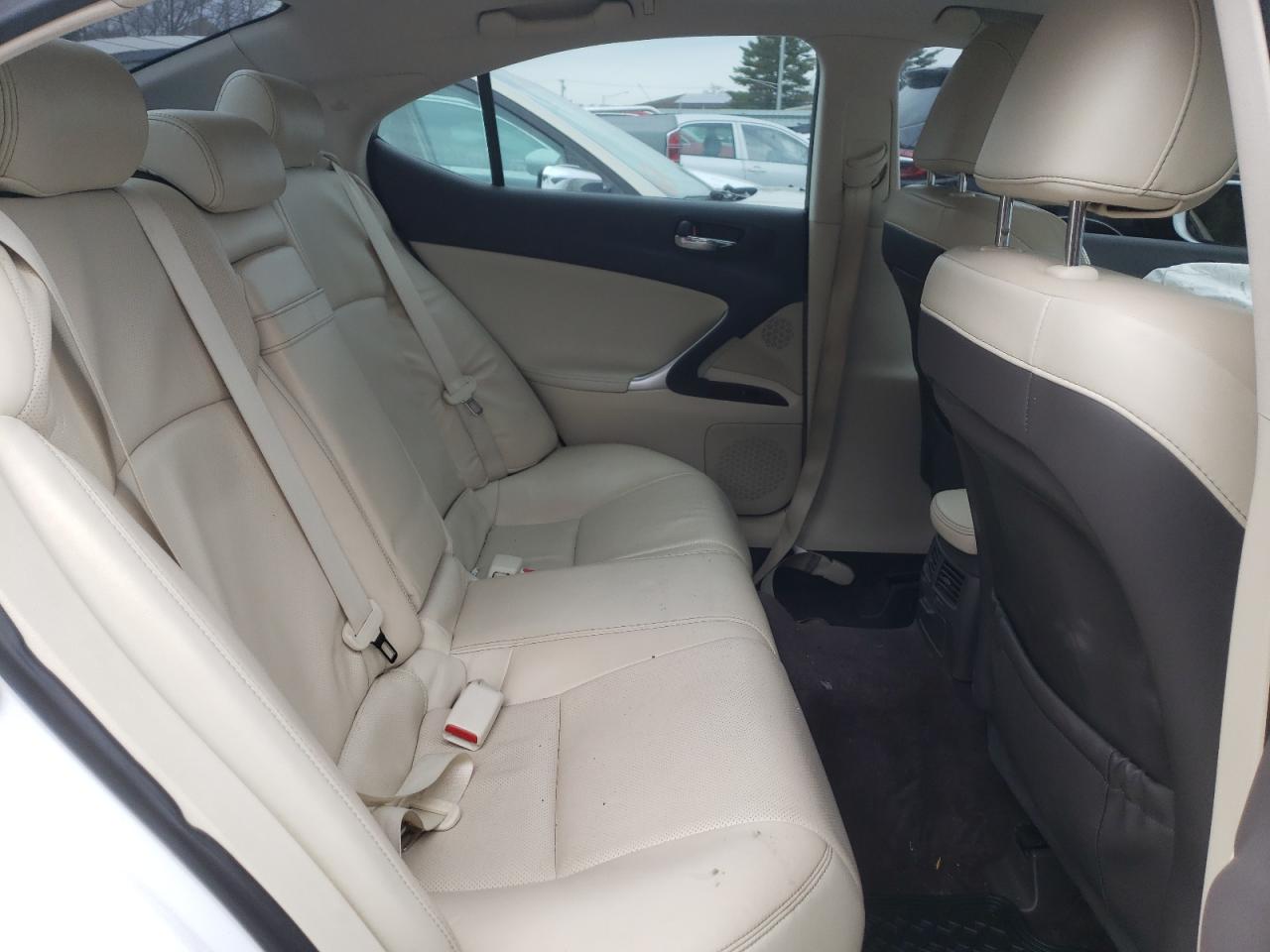 Photo 6 from auction – 2013 LEXUS IS 250 with VIN JTHCF5C25D5063933