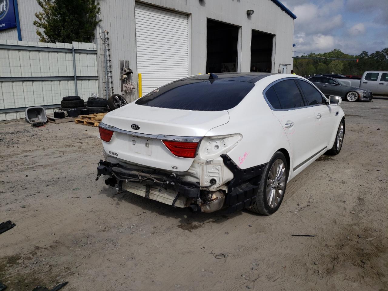 Photo 4 from auction – 2016 KIA K900 with VIN KNALW4D49G6031932