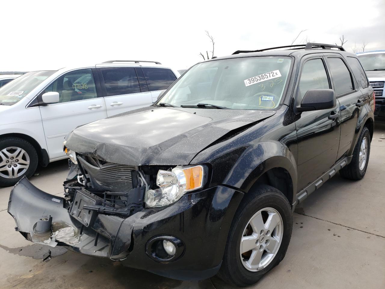 Photo 2 from auction – 2012 FORD ESCAPE XLT with VIN 1FMCU0D78CKB53125
