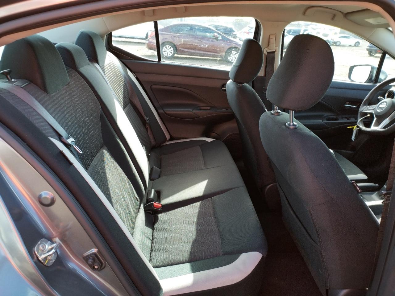 Photo 6 from auction – 2020 NISSAN VERSA SV with VIN 3N1CN8EV0LL860802