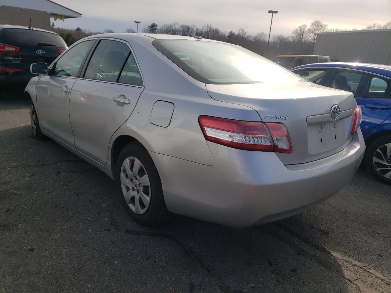Photo 3 from auction – 2010 TOYOTA CAMRY BASE with VIN 4T1BF3EK5AU053138