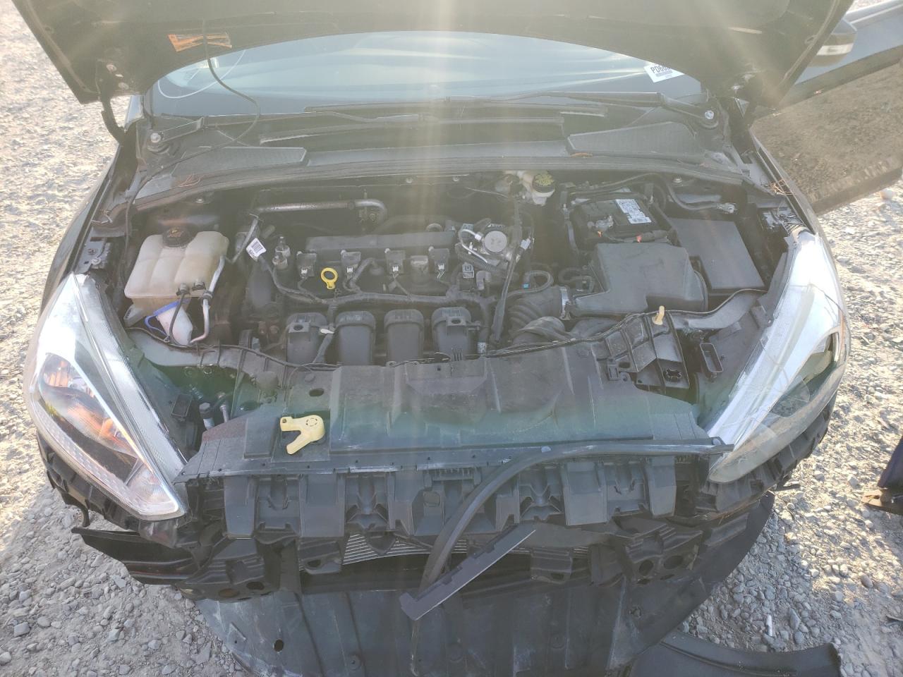 Photo 7 from auction – 2016 FORD FOCUS SE with VIN 1FADP3F25GL393726