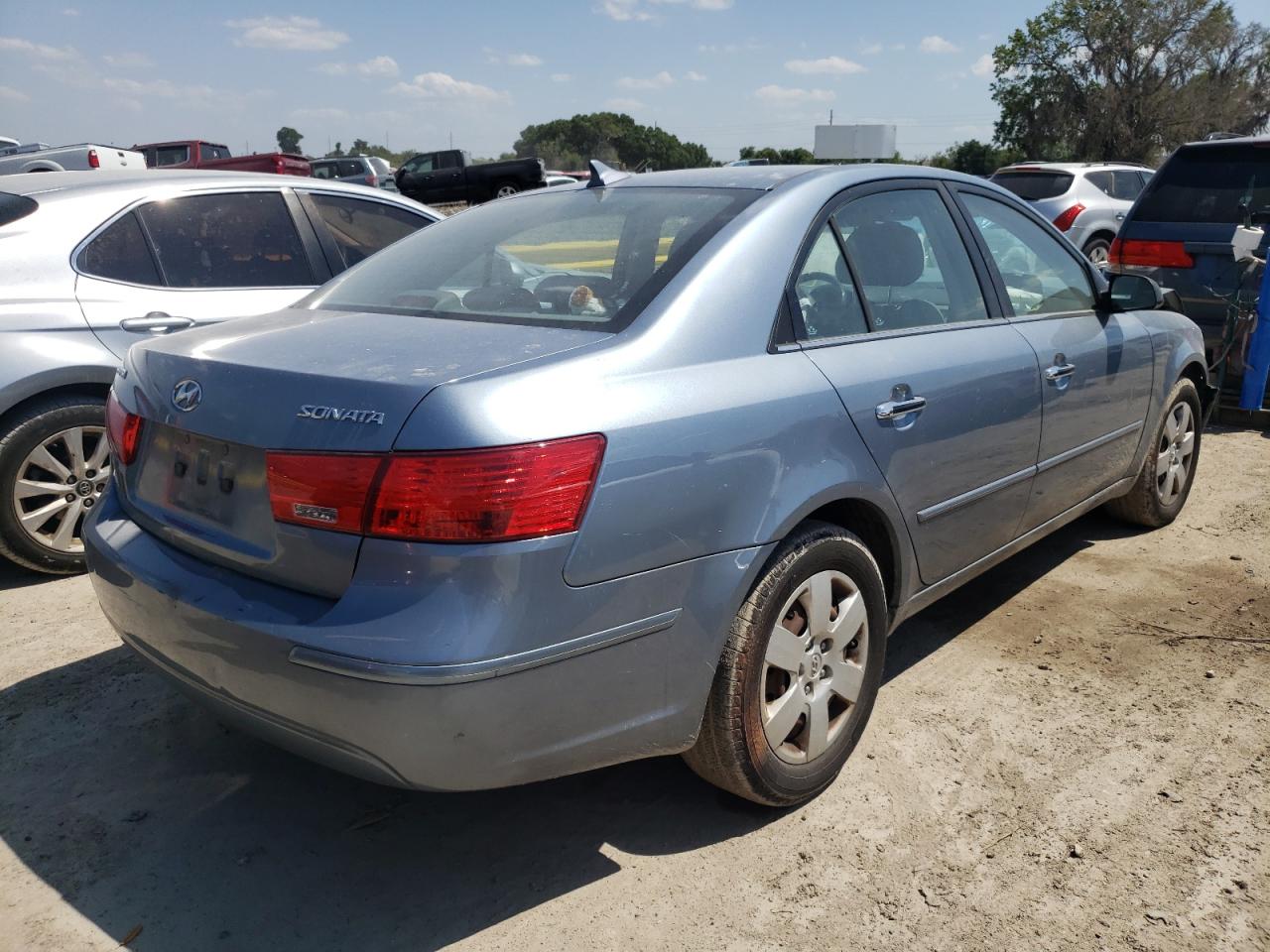 Photo 4 from auction – 2010 HYUNDAI SONATA GLS with VIN 5NPET4AC6AH620899