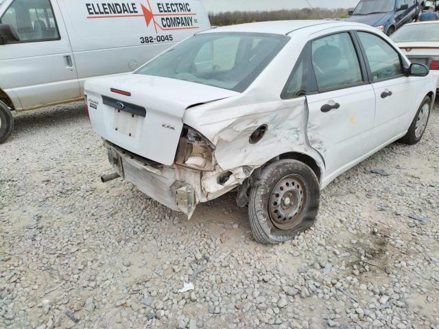 Photo 9 from auction – 2005 FORD FOCUS ZX4 with VIN 1FAFP34N65W162075