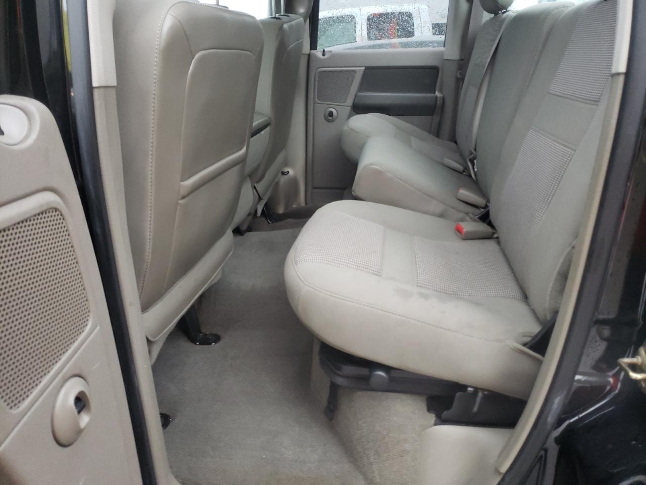 Photo 6 from auction – 2006 DODGE RAM 1500 S with VIN 1D7HU18N66S707474