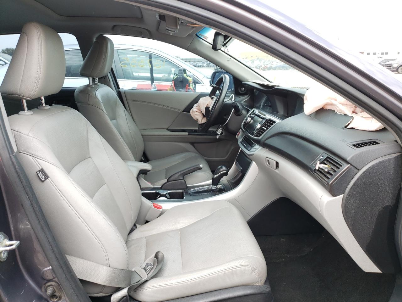 Photo 5 from auction – 2015 HONDA ACCORD EXL with VIN 1HGCR2F86FA016865