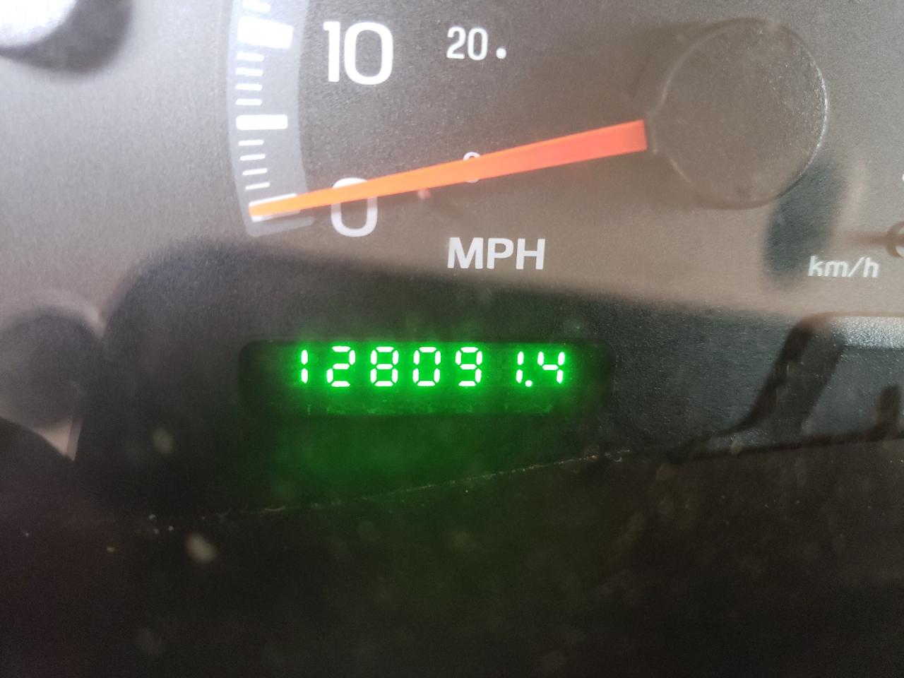Photo 8 from auction – 2002 FORD F150 with VIN 1FTRX17L52NA10988