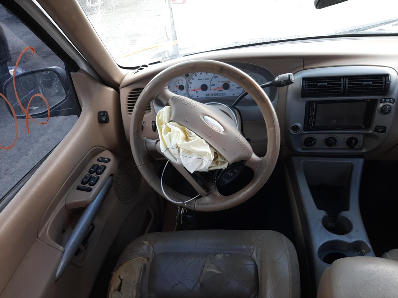 Photo 9 from auction – 2001 FORD EXPLORER S with VIN 1FMZU67E01UC47783