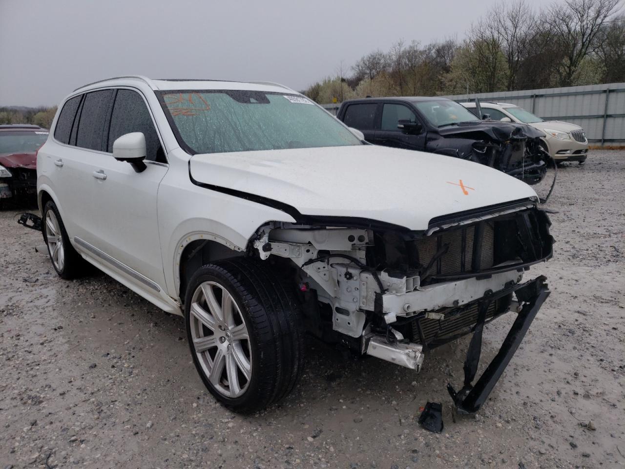 VOLVO XC90 T6 2018 with VIN YV4A22PL2J1371938 - Photo from auction