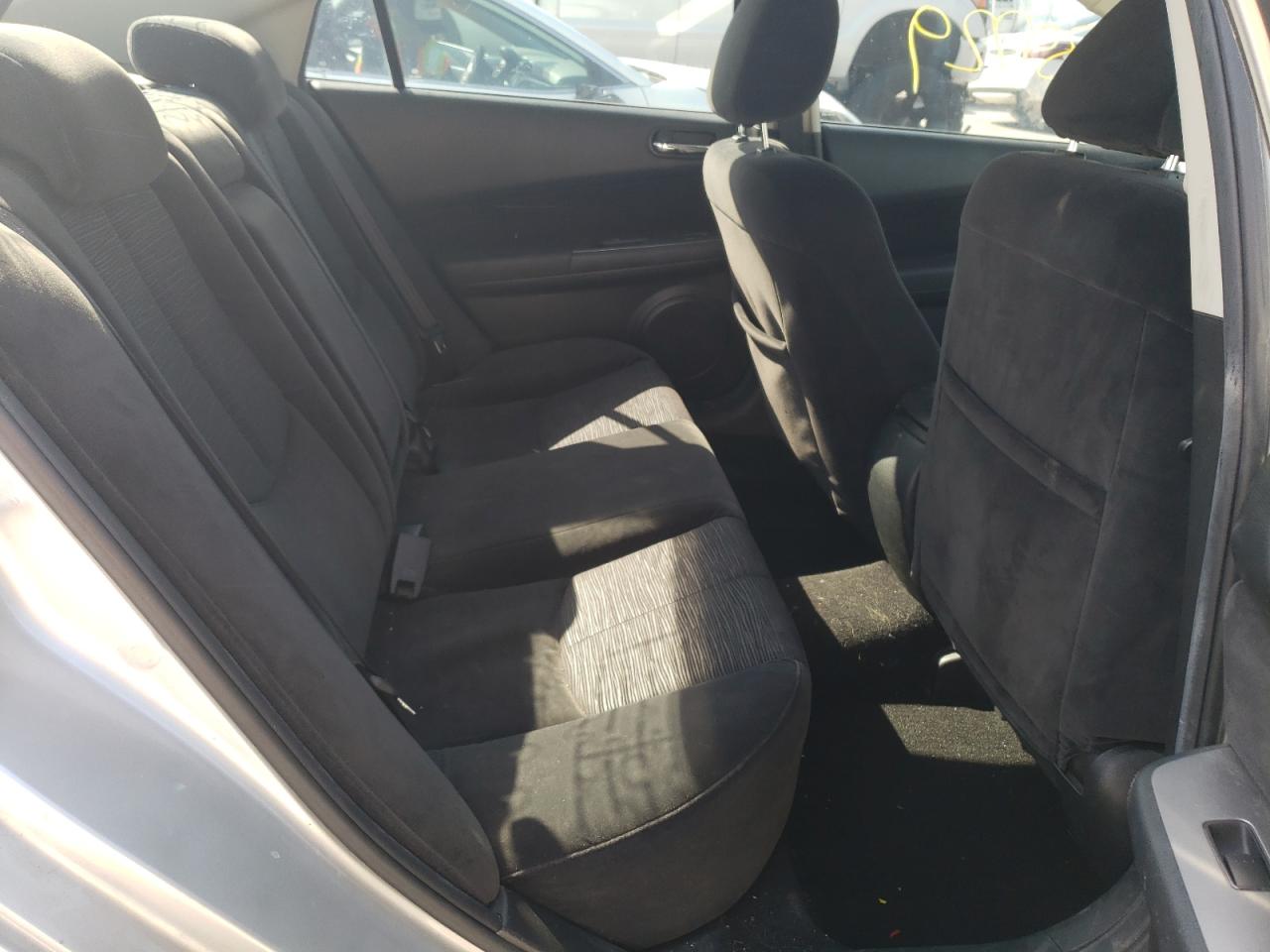 Photo 6 from auction – 2010 MAZDA 6 I with VIN 1YVHZ8CH2A5M02044