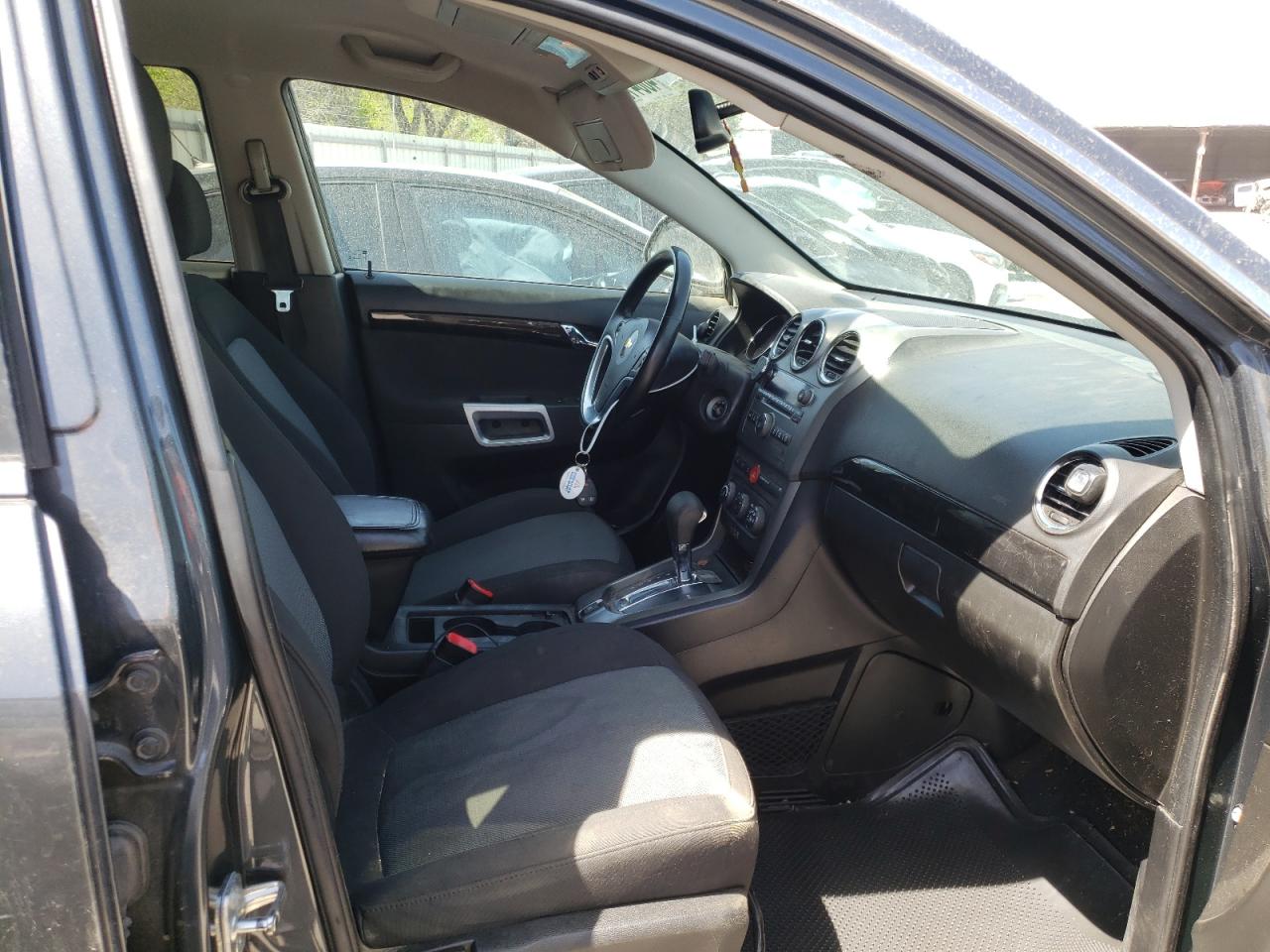Photo 5 from auction – 2013 CHEVROLET CAPTIVA LS with VIN 3GNFL2EK9DS517424
