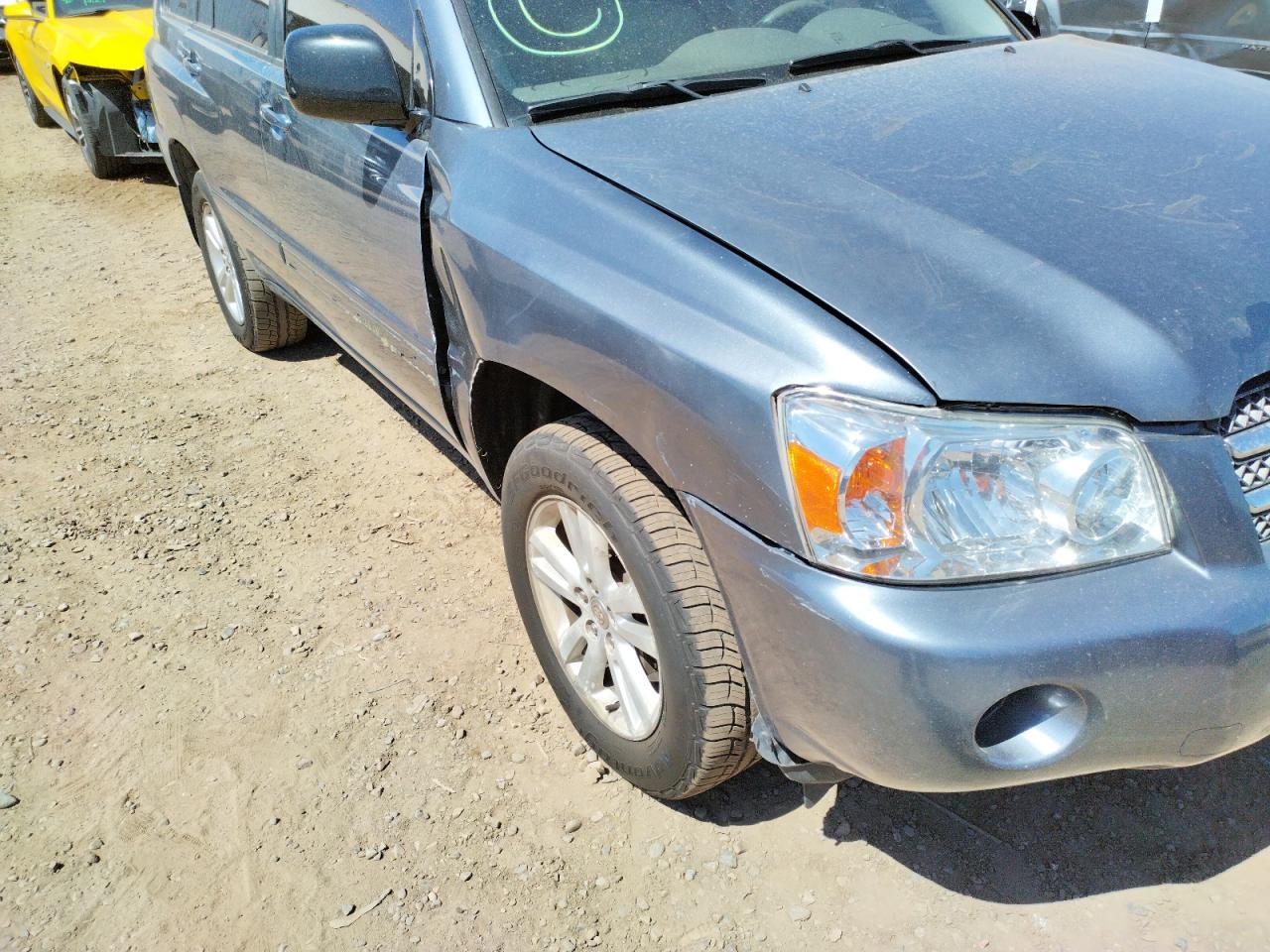 Photo 9 from auction – 2006 TOYOTA HIGHLANDER with VIN JTEDW21A160009362