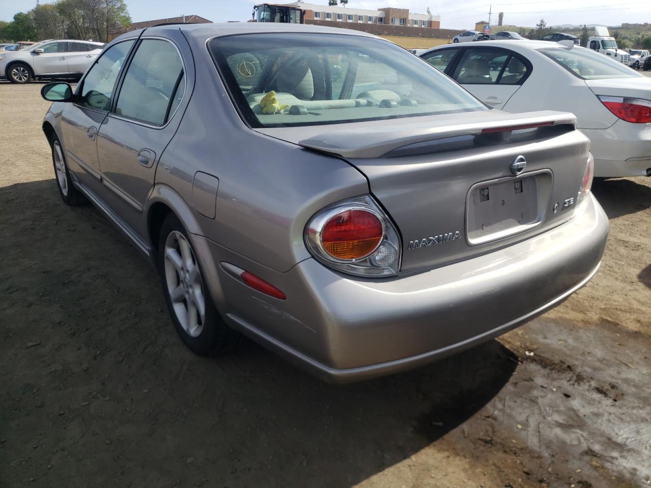 Photo 3 from auction – 2002 NISSAN MAXIMA GLE with VIN JN1DA31D12T444090