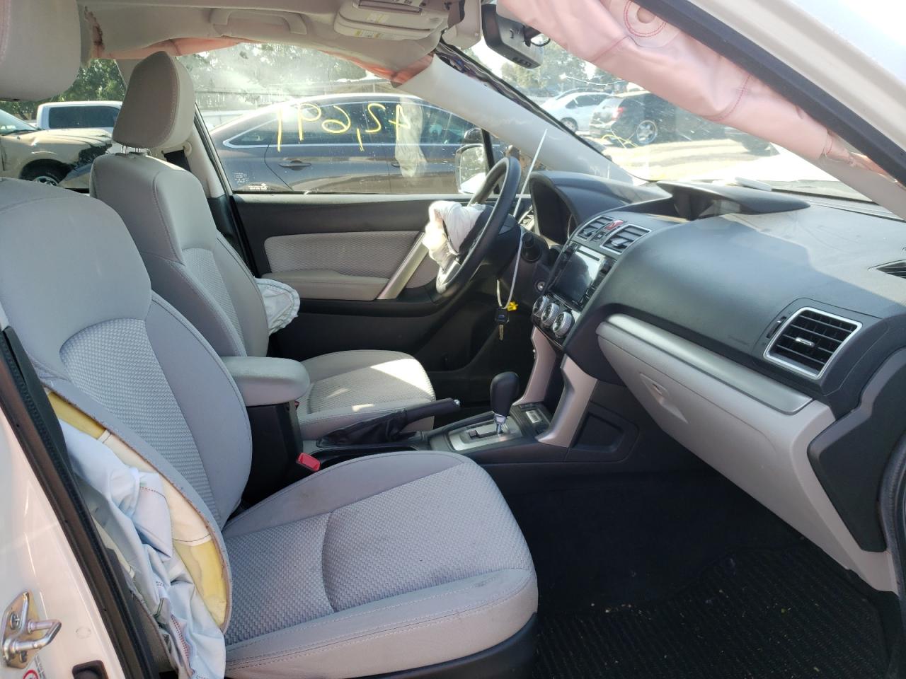 Photo 5 from auction – 2017 SUBARU FORESTER 2 with VIN JF2SJAEC1HH585619